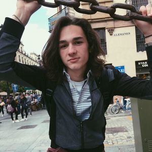 Meet your Posher, Chris